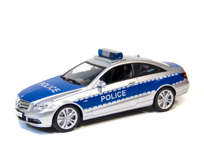 Р/У машина Double Eagle Mersedes E-class Police 1/16 н/б