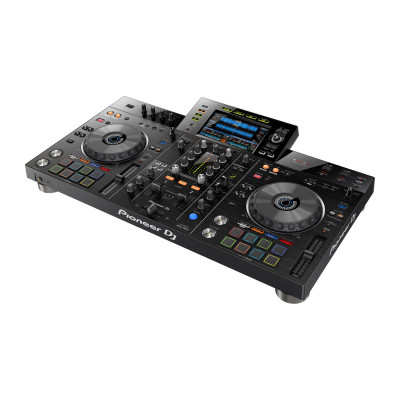 Pioneer XDJ-RX2 - Контроллер с семидюймовым тачскрином