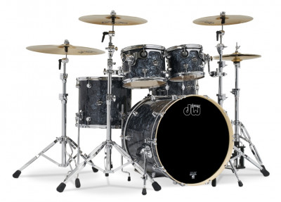 Drum Workshop Shell set Performance Black Diamond Ударная установка 22x18", 10x8", 12x9", 16x14"