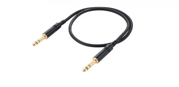 Инструментальный кабель Cordial CFM 0,6 VV