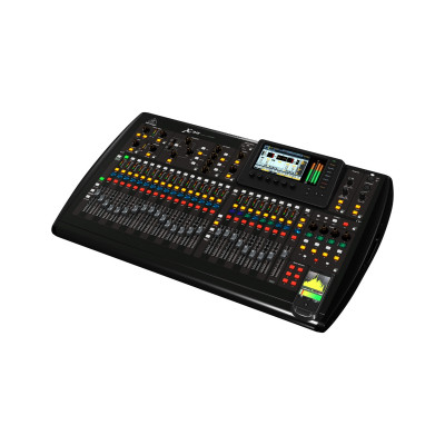 BEHRINGER X32 -  цифровой микшер, 32 входа,16 шин, 6 mute групп, 8 DCA групп