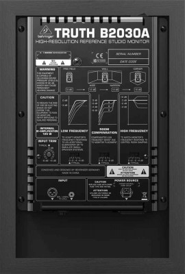 Студийный монитор BEHRINGER K5 активный 2-х полосный, bi-amp, 100 Вт