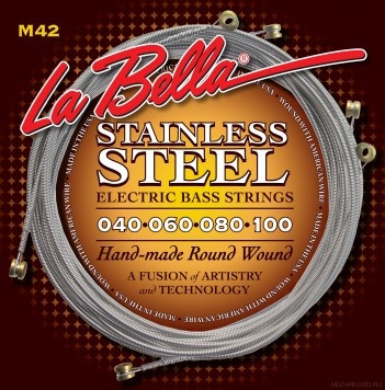 LA  BELLA M42 Stainless Custom Light 40-100 струны для бас-гитары