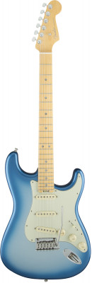 FENDER American Elite Stratocaster®, Maple Fingerboard Sky Burst Metallic электрогитара