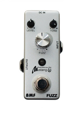 Mustang TC-18 гитарная педаль эффектов Fuzz Distortion