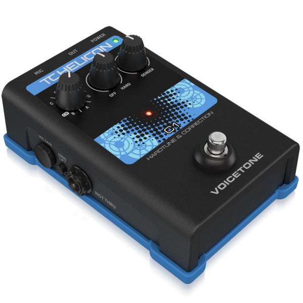 TC HELICON VOICETONE C1 -  вокальная педаль эффекта коррекции тона