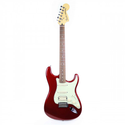 Fender DELUXE STRAT HSS PF CAR электрогитара с чехлом